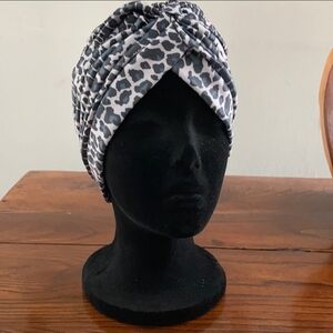 NWOT Leopard Print Turban